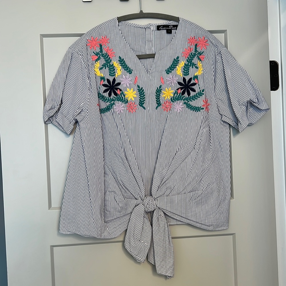 EMBRODIERED TIE FRONT BLOUSE